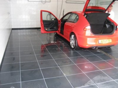 Car wash flooring